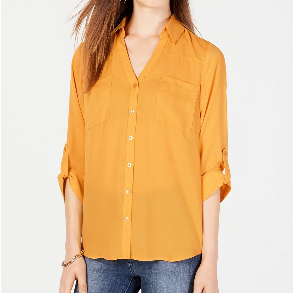 NWT 3/4 sleeve gold button up